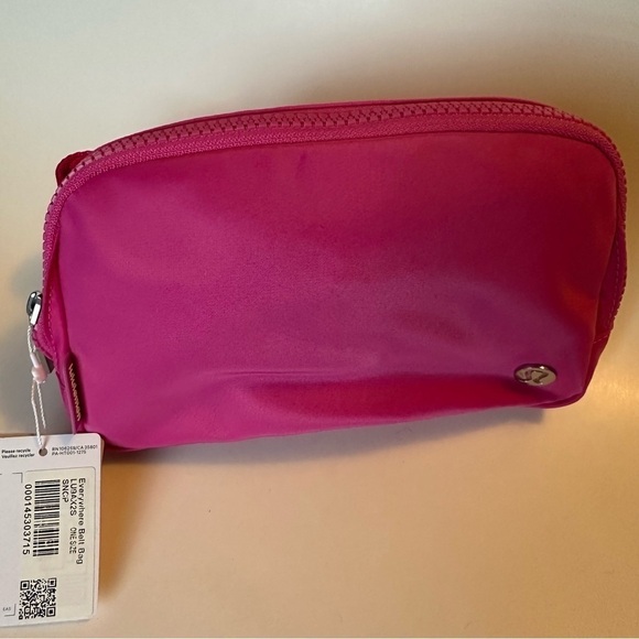 New NWT Lululemon Everywhere Belt Bag 1L Sonic Pink Bright Concert Fannie Pack - Picture 2 of 9